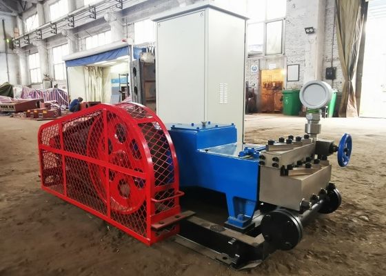 A eficiência elevada 3XB200 elétrica reboca a bomba, tipo horizontal do atuador de três cilindros